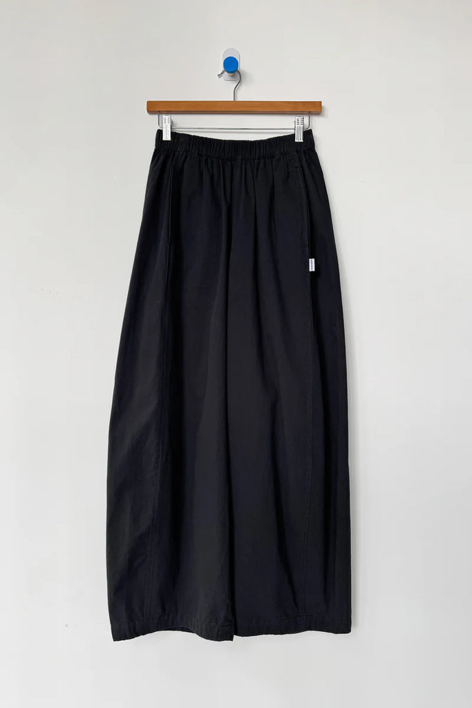 Parachute Pants in Black | Tusk
