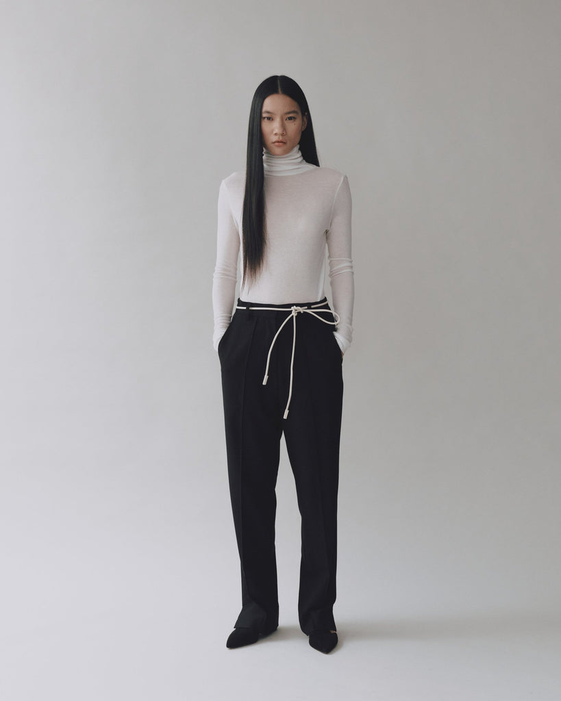 Thin Ribbed Roll Neck in White