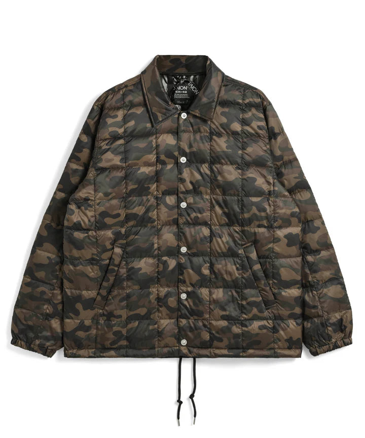 Down Coach Jacket in Regular Camo