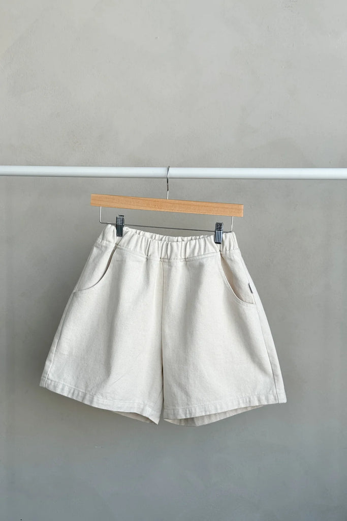 City Shorts in Naturel