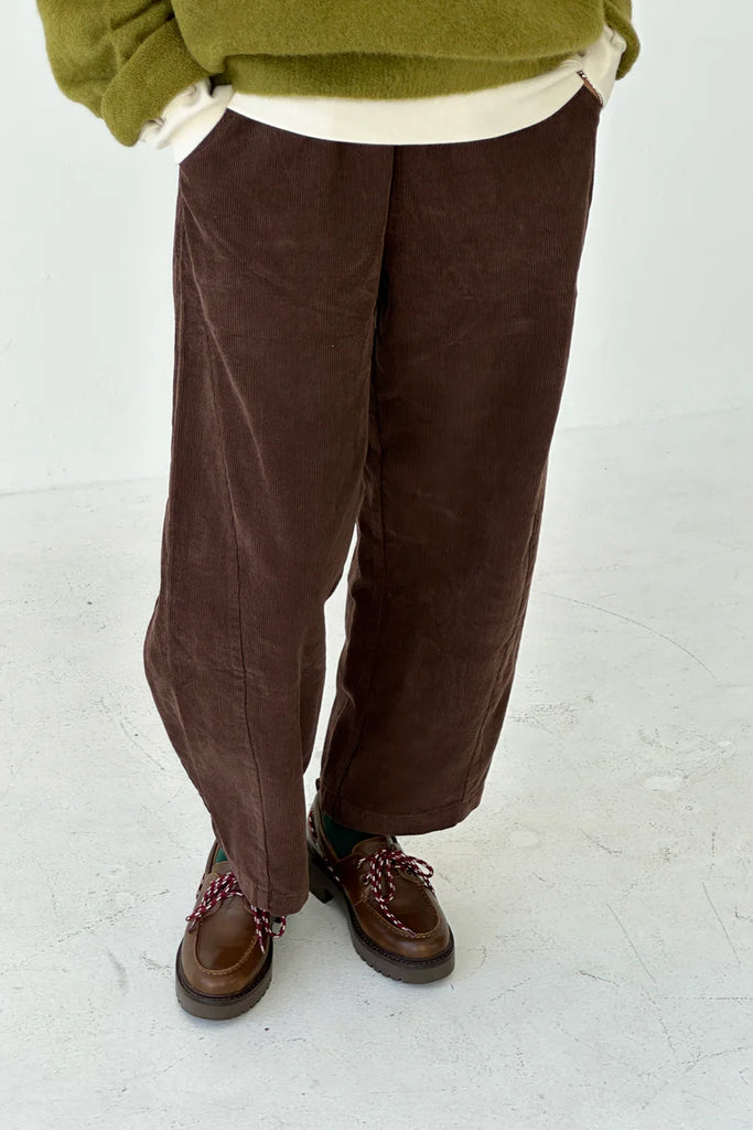 Corduroy Arc Pants in Chocolate Brown