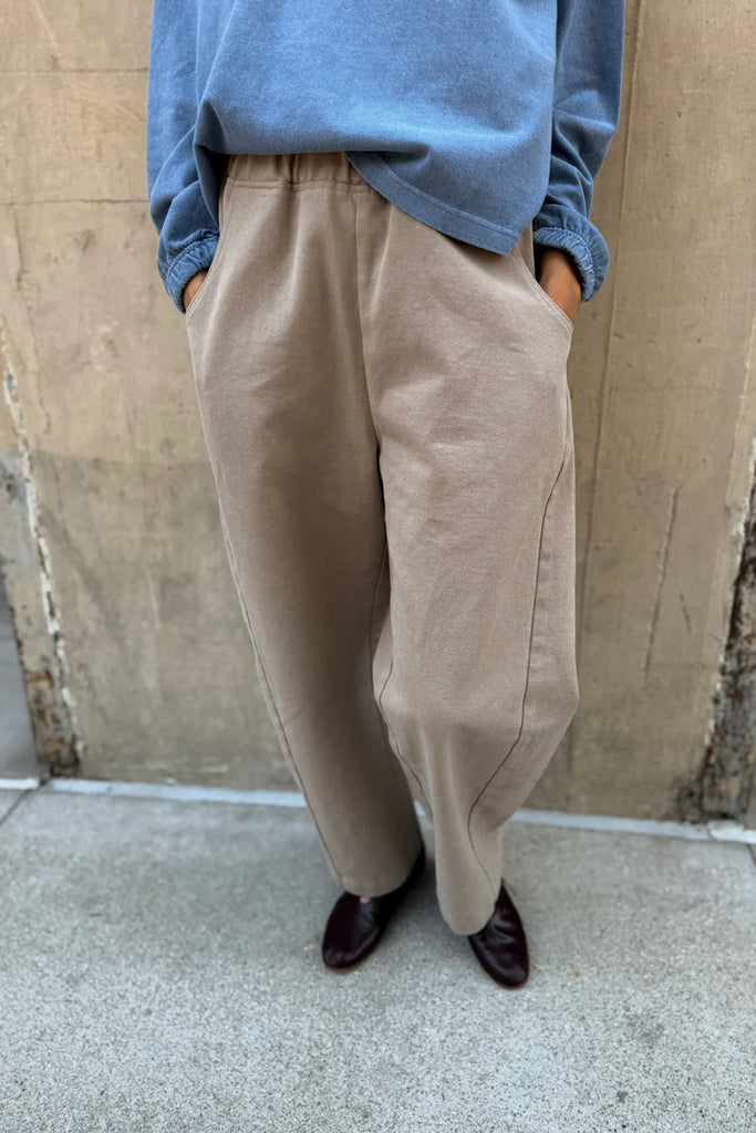 Arc Pants in Taupe