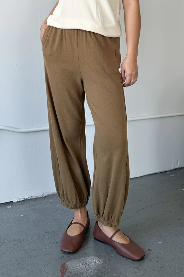Balloon Pants in Tobacco