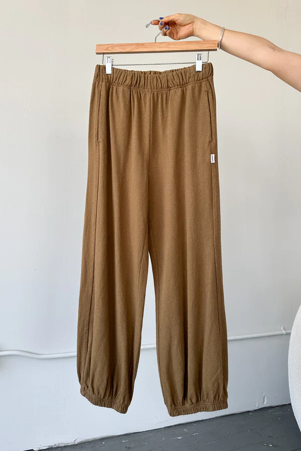Balloon Pants in Tobacco