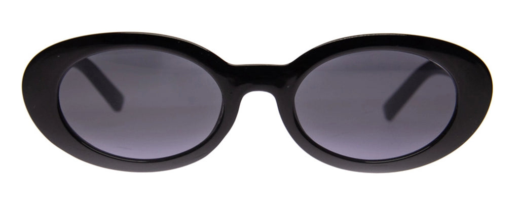 Classic Oval in Black Sunglasses