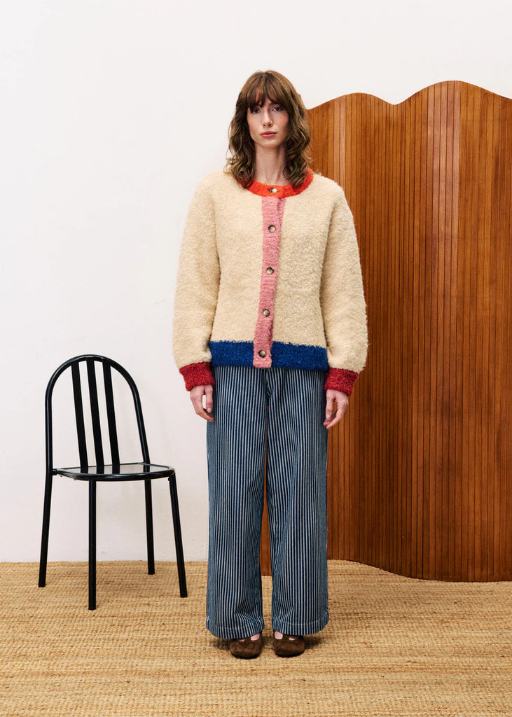 Cyclamen Cardigan in Creme