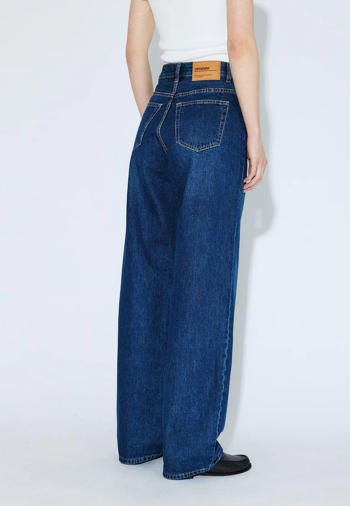Donna Jeans in Haze Dark Shade