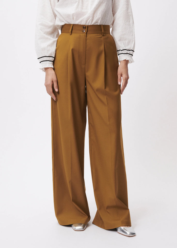 Philo Trousers in Camel