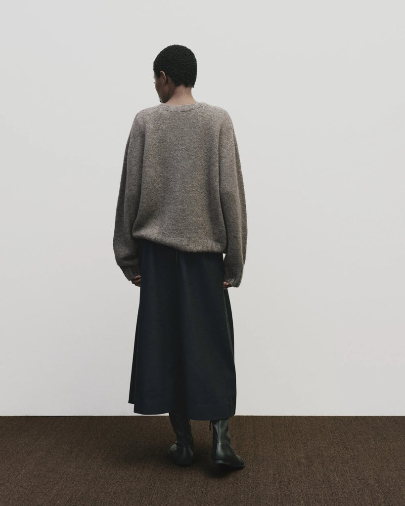 ALPACA BLEND WHOLEGARMENT KNIT SWEATER IN GREY