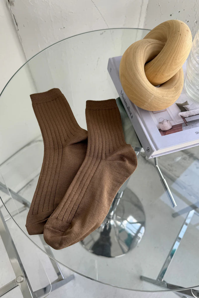 Ribbed Socks in Dark Tan