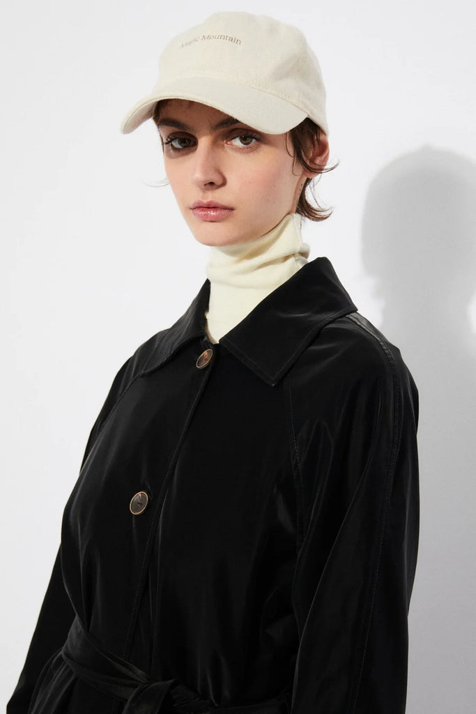 Linya Trench Jacket in Black