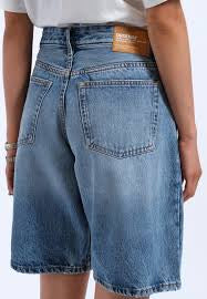 Lea Denim Shorts in Stream Sky Fade