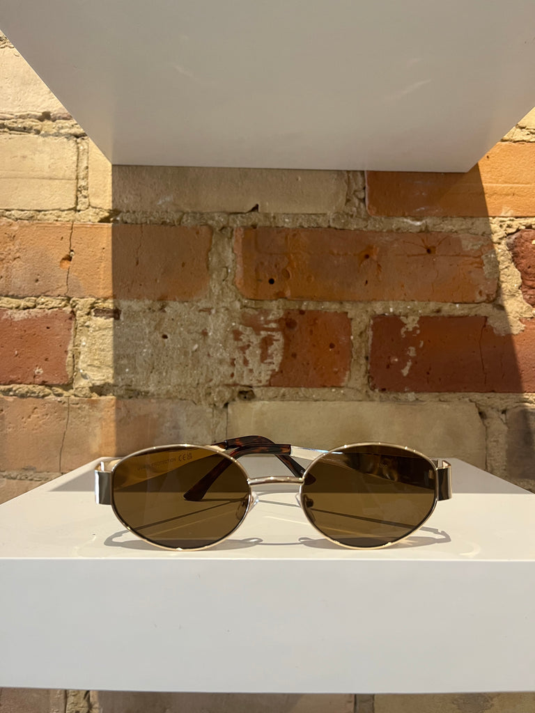 Brooklyn Metal Oval Sunglasses in Gold with Brown Lens
