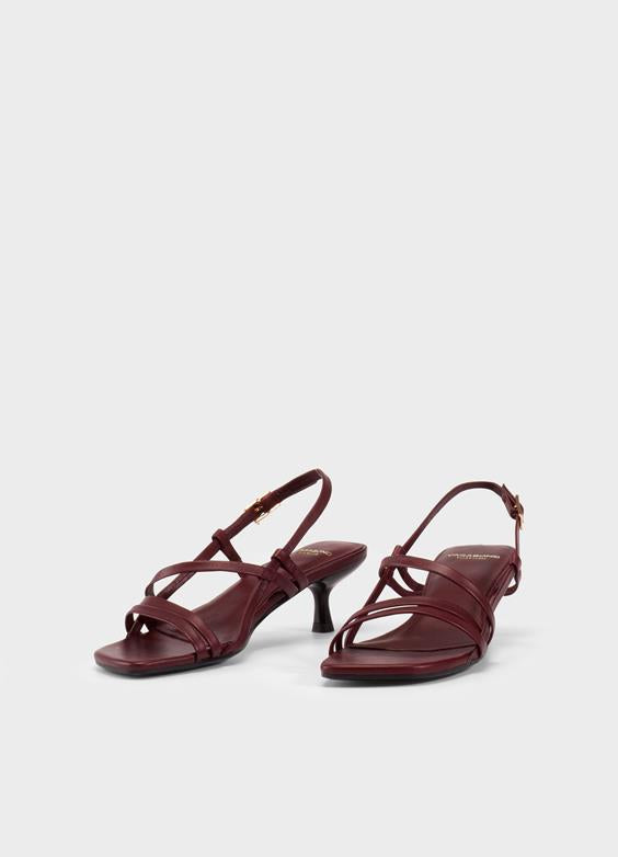 Jonna Sandals in Dark Red