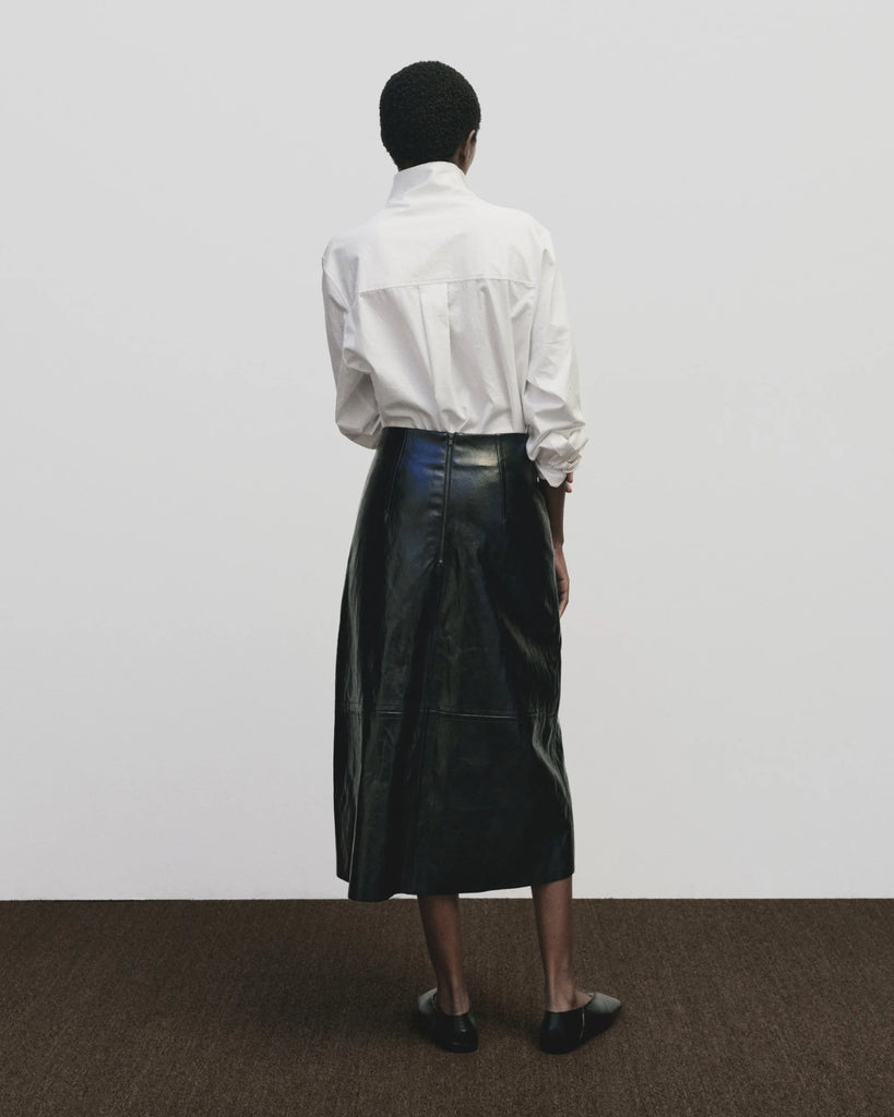 FAUX LEATHER SKIRT IN BLACK