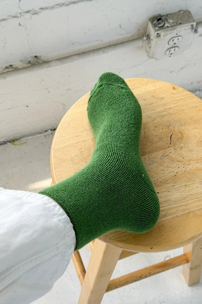 Cloud Socks in Kale Green