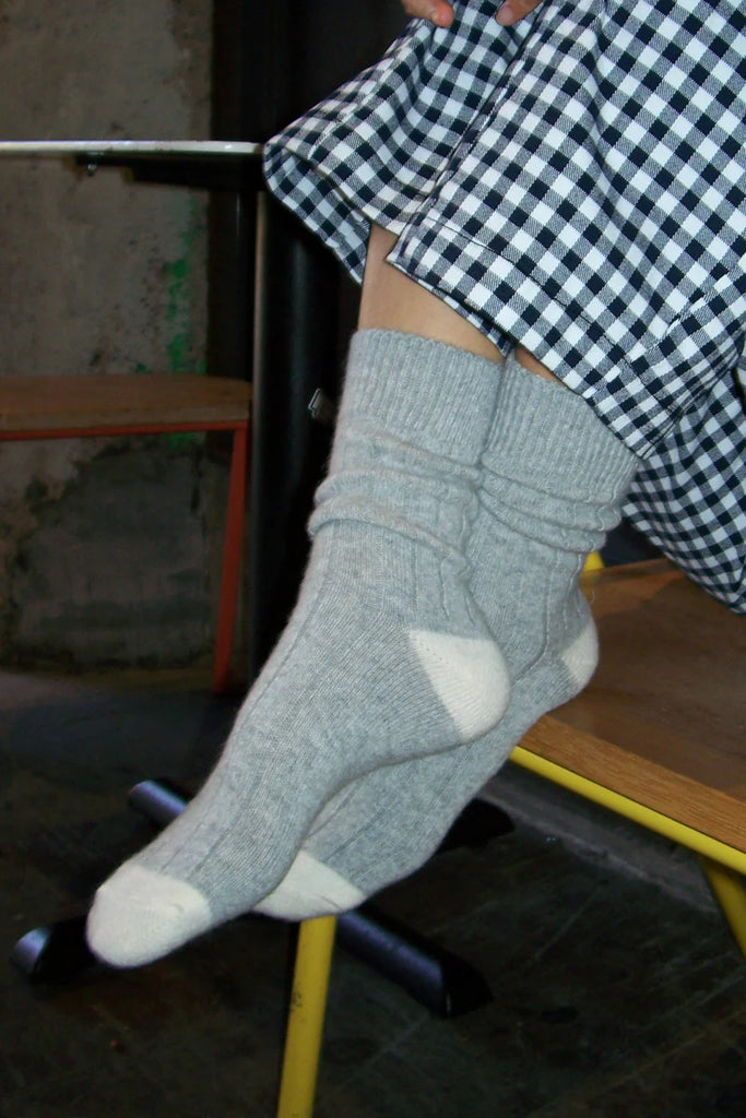 Classic Cashmere Socks in Grey Melange