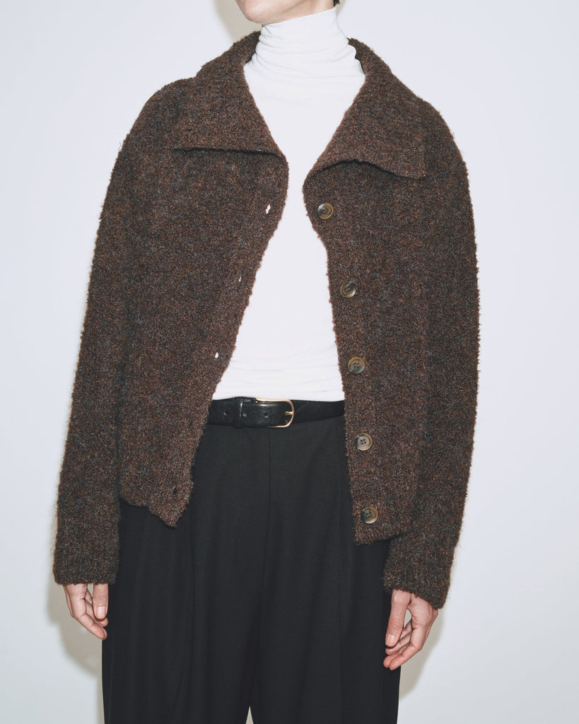 SPREAD COLLAR BOUCLE CARDIGAN IN BROWN