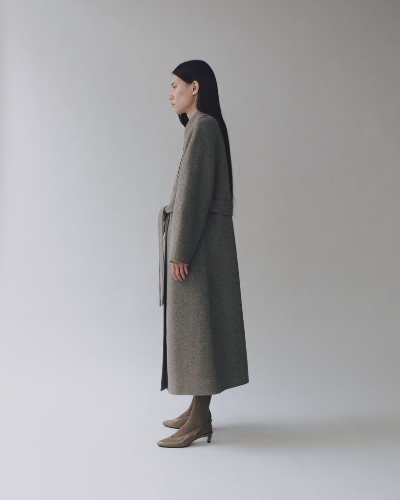 HANDMADE LONG WOOL COAT IN KHAKI GRAY