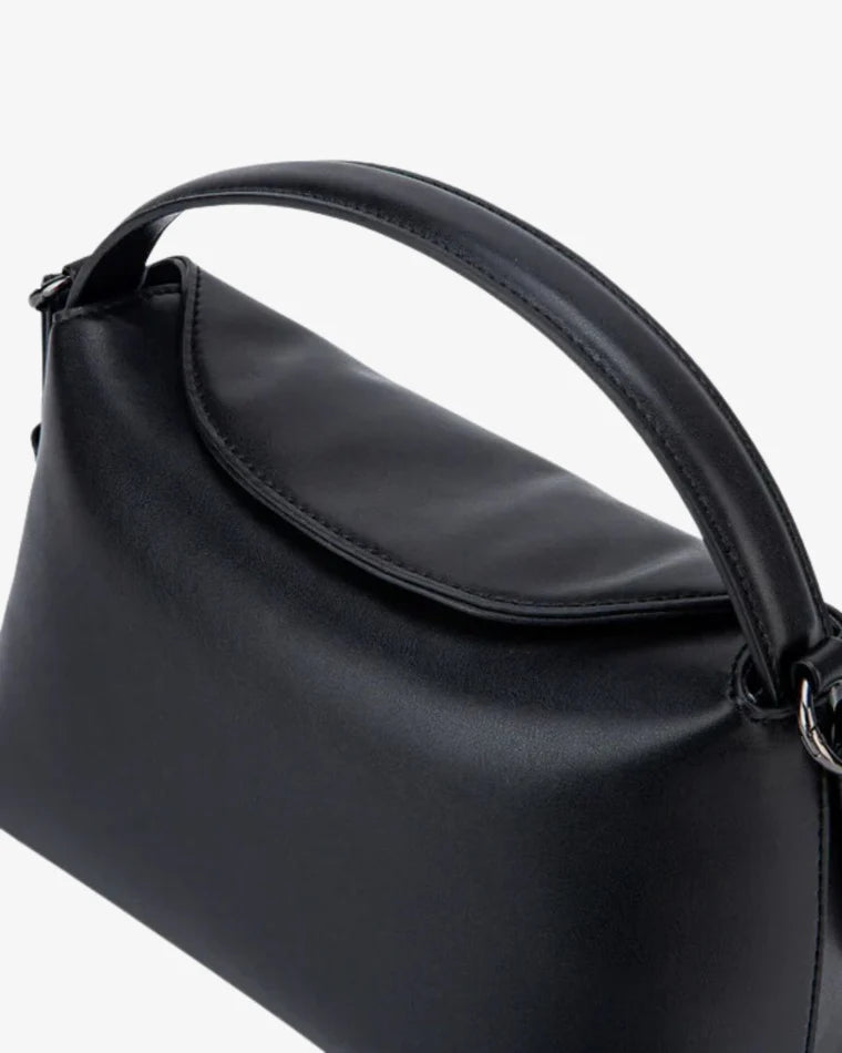 Note Soft Structure Bag in Black