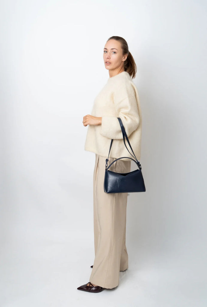 Note Soft Structure Bag in Eclipse Blue