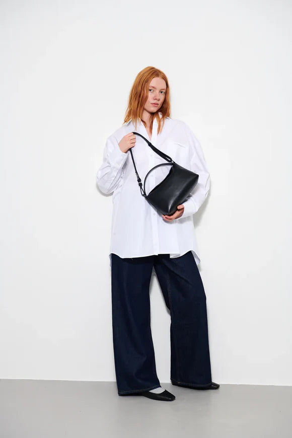 Note Soft Structure Bag in Black