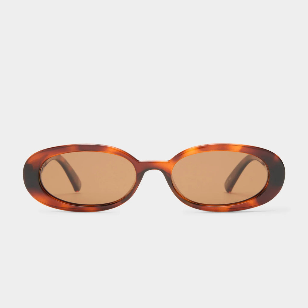 OUTTA LOVE SUNGLASSES IN TOFFEE TORTOISE