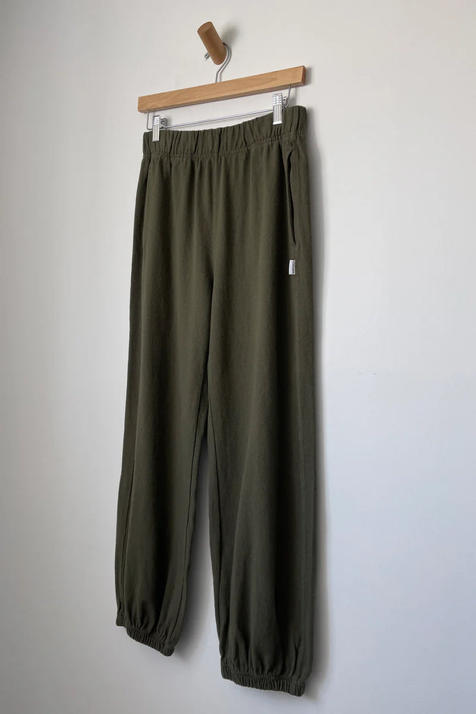 Balloon Pants in Olive