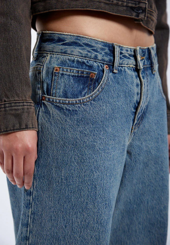 Rhue Jeans in Canyon Sky Retro Blue