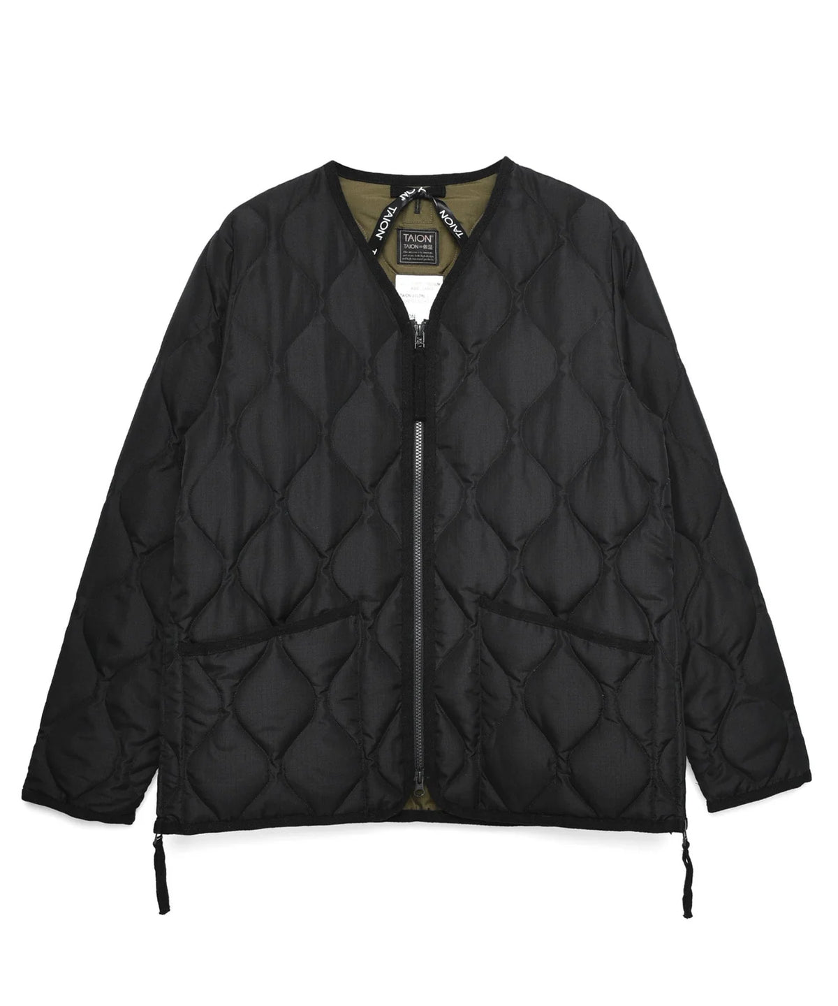 Zip Down V-Neck Jacket in Black | Tusk