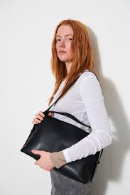 Token Soft Structure Bag in Black