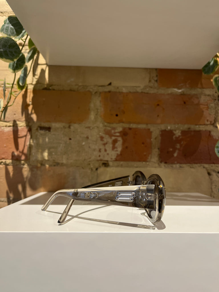 Melrose Sunglasses in Crystal Grey