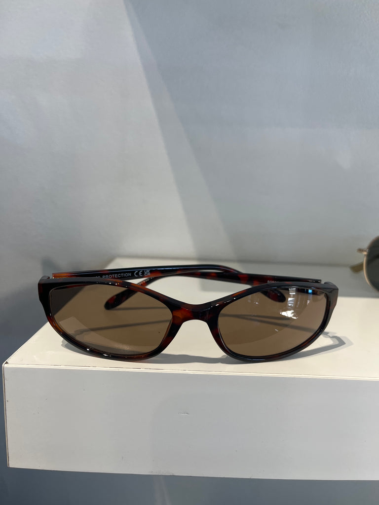 Nova 99 Sunglasses in Tortoise
